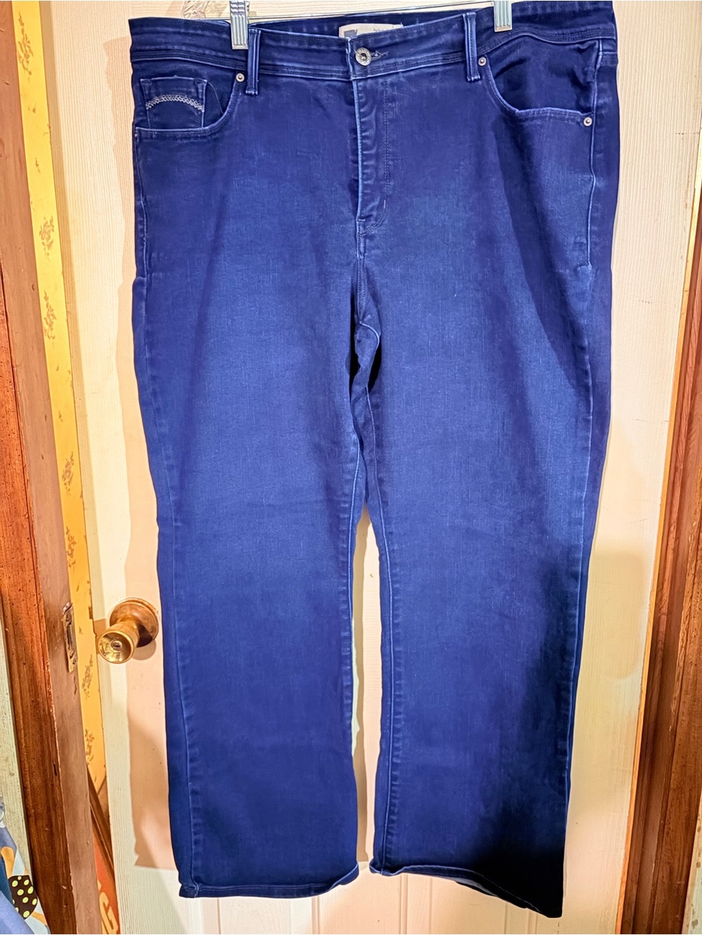Levi's Women's Boot Cut Jeans in Deep Blue